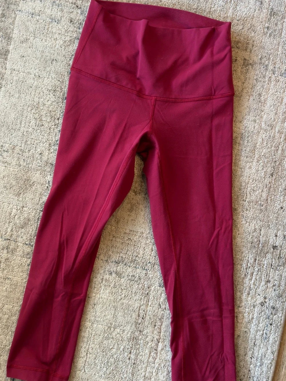 lululemon athletica High-Rise Berry/Magenta capri Leggings